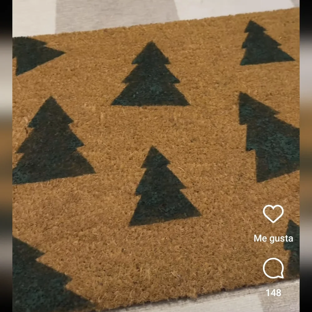 Door mat christmas tree